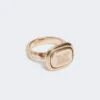 Anel de sinete em metal, dourado Anel de sinete em metal, dourado