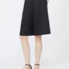 Bermudas compridas em lona de linho, pretas Bermudas compridas em lona de linho, pretas