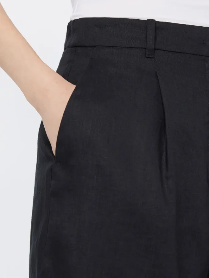 Bermudas compridas em lona de linho, pretas Bermudas compridas em lona de linho, pretas