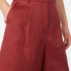 Bermudas compridas em lona de linho, vermelho tijolo Bermudas compridas em lona de linho, vermelho tijolo