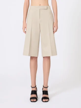 Bermudas em lona de lã, mohair e seda, cor areia
