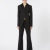 Blazer de gabardine elástica de corte justo, preto Blazer de gabardine elástica de corte justo, preto