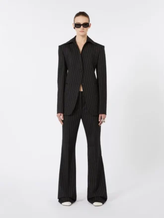 Blazer de gabardine elástica de corte justo, preto