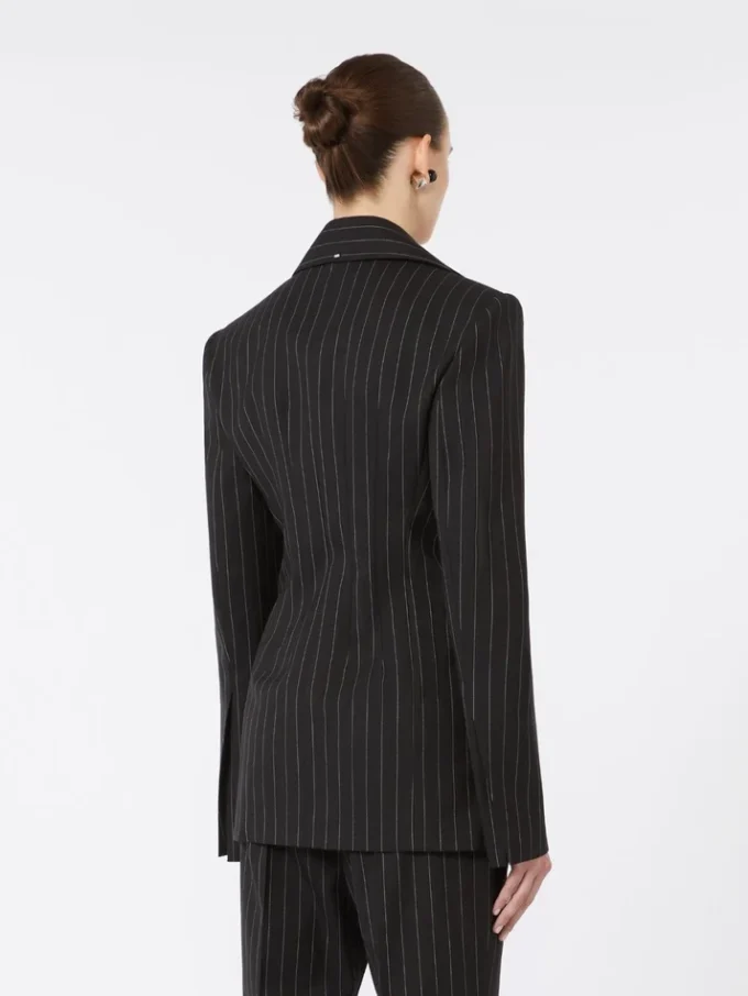 Blazer de gabardine elástica de corte justo, preto Blazer de gabardine elástica de corte justo, preto