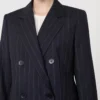 Blazer de lã às riscas, de botões duplos, azul-marinho Blazer de lã às riscas, de botões duplos, azul-marinho