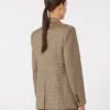 Blazer em sarja de lã estampada, cor caramelo Blazer em sarja de lã estampada, cor caramelo