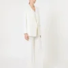 Blazer justo em crepe de lã, branco Blazer justo em crepe de lã, branco