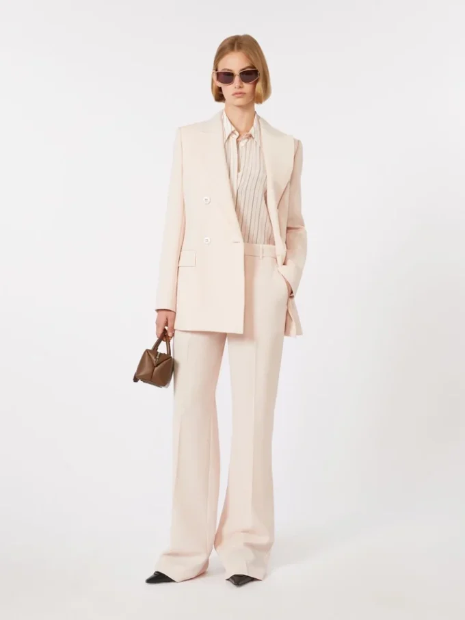 Blazer justo em crepe de lã, rosa Blazer justo em crepe de lã, rosa