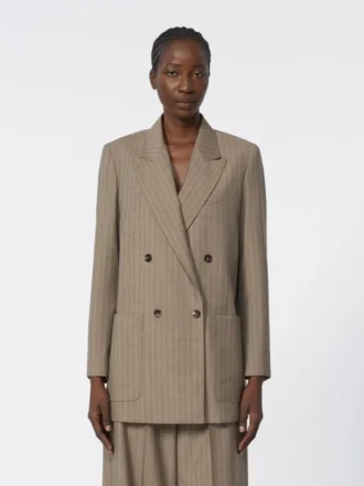 Blazer oversized em tecido de lã com riscas finas, castanho avelã