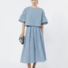 Blusa curta em tafetá de algodão, azul claro Blusa curta em tafetá de algodão, azul claro