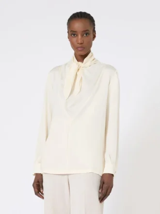 Blusa em charmeuse de seda, marfim
