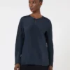 Blusa em crepe de seda, azul ultramar Blusa em crepe de seda, azul ultramar