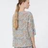 Blusa em crepe de seda estampado, azul claro Blusa em crepe de seda estampado, azul claro