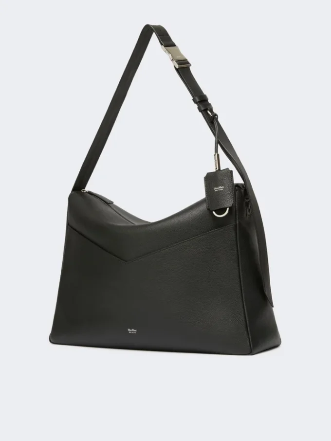 Bolsa grande em pele de brilho suave, preta