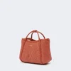 Bolsa marinha extra-pequena com padrão de vime em ráfia, terracota Bolsa marinha extra-pequena com padrão de vime em ráfia, terracota