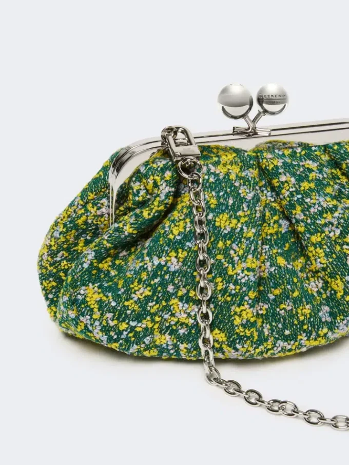 Bolsa Pasticcino pequena em bouclé de lã, verde Bolsa Pasticcino pequena em bouclé de lã, verde