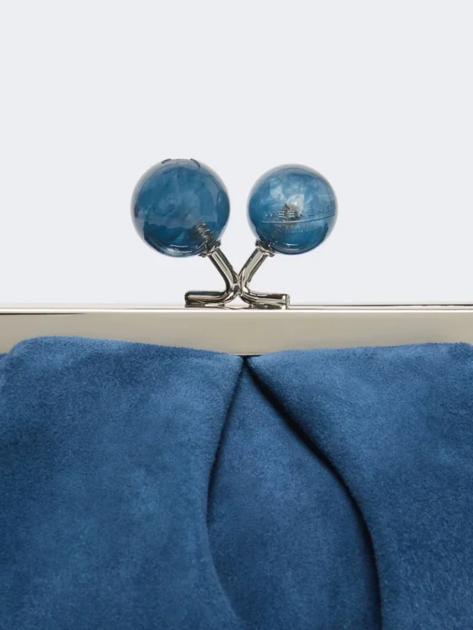Bolsa Pasticcino pequena em camurça, azul-centáurea Bolsa Pasticcino pequena em camurça, azul-centáurea