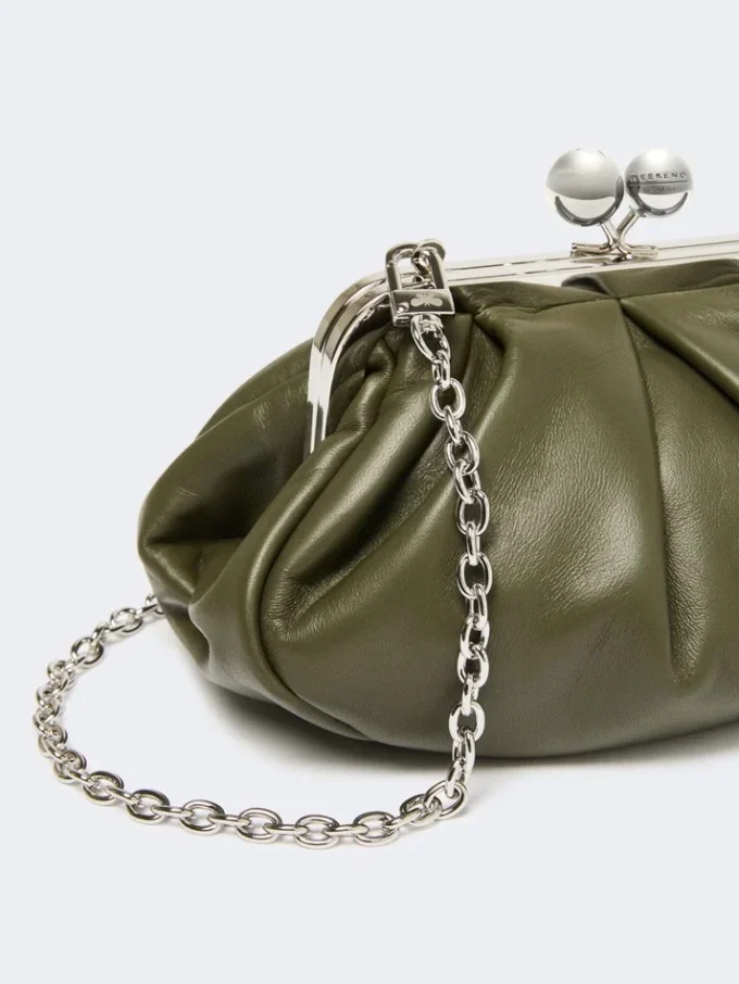 Bolsa Pasticcino pequena em pele de carneiro, verde escuro Bolsa Pasticcino pequena em pele de carneiro, verde escuro