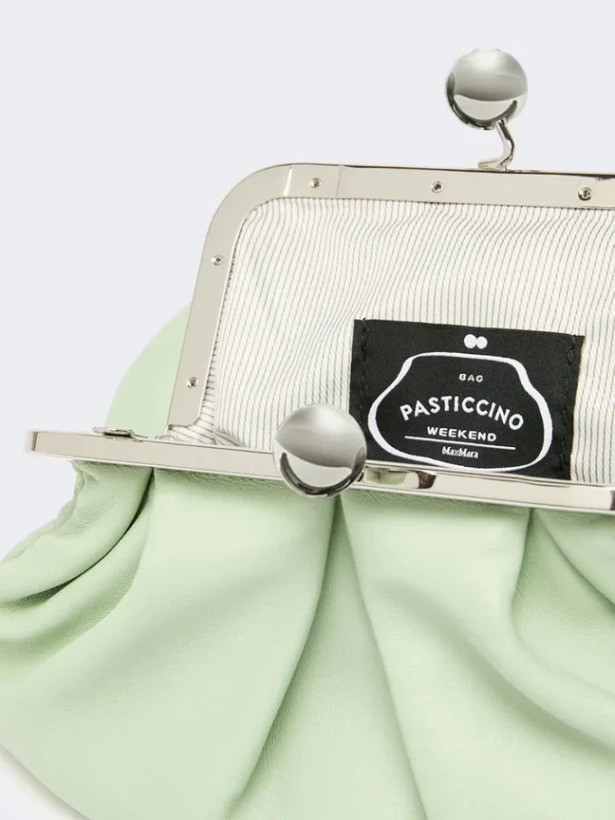 Bolsa Pasticcino pequena em pele de carneiro, verde pastel Bolsa Pasticcino pequena em pele de carneiro, verde pastel