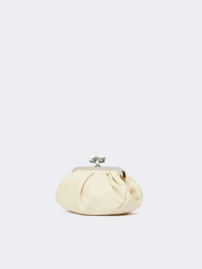 Bolsa pequena Pasticcino em pele de carneiro, marfim