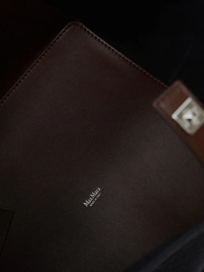 Bolsa tipo balde média, castanho avelã Bolsa tipo balde média, castanho avelã