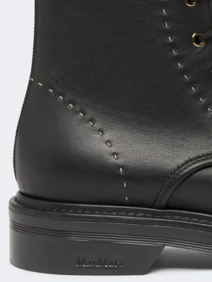 Botas militares em pele, pretas Botas militares em pele, pretas