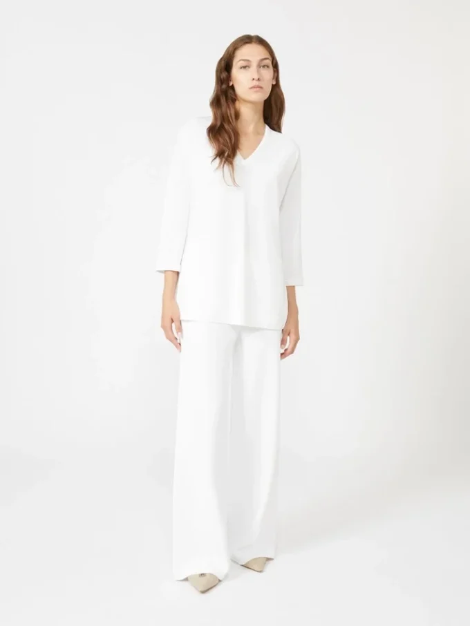 Camisola com decote em V em fio de crepe de viscose, branco óptico