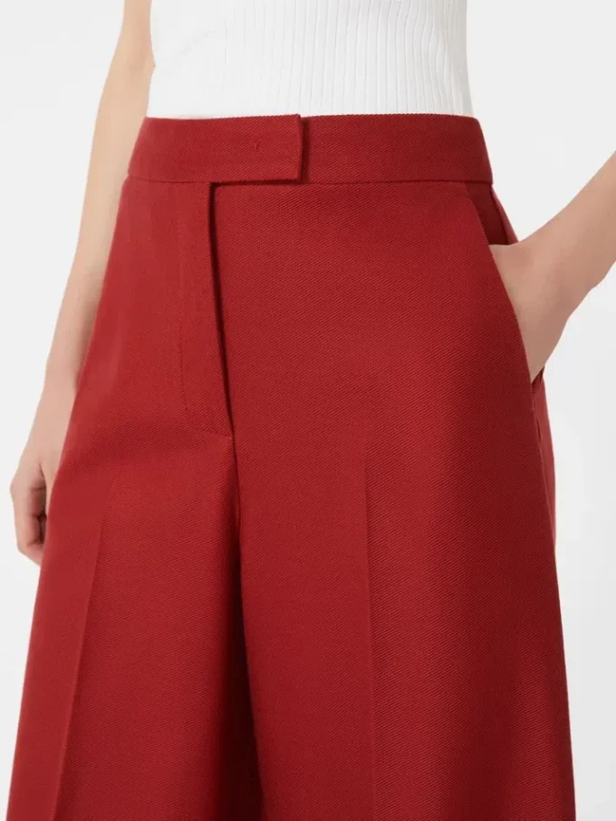 Calças em jersey de gabardina de algodão, vermelhas Calças em jersey de gabardina de algodão, vermelhas