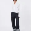 Camisa curta em popeline com pregas assimétricas, branco óptico