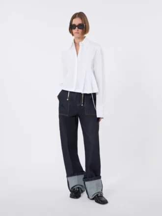 Camisa curta em popeline com pregas assimétricas, branco óptico
