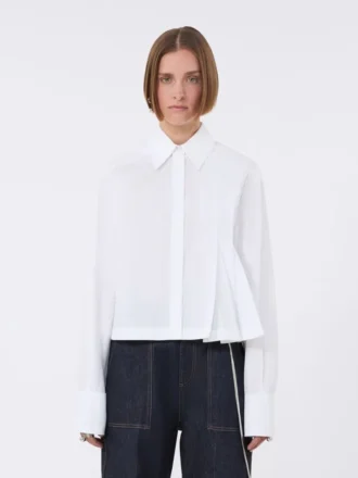 Camisa curta em popeline com pregas assimétricas, branco óptico