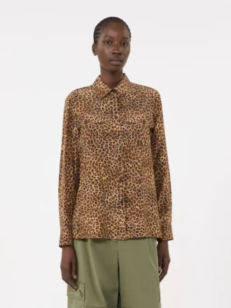 Camisa de bolso em seda estampada, cor camelo