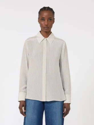 Camisa em crepe de chine estampado, cor camelo