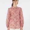 Camisa em voile de algodão estampado, cor cereja