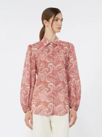 Camisa em voile de algodão estampado, cor cereja
