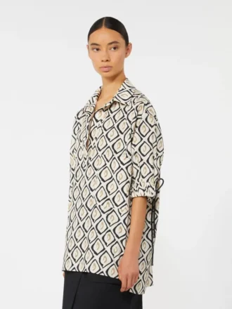 Camisa oversized em popeline estampada, bege