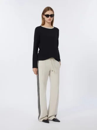 Camisola básica em malha, preta