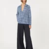 Camisola de caxemira com canelado, branco e azul Camisola de caxemira com canelado, branco e azul