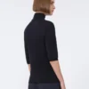 Camisola de gola alta em malha lisa de lã, azul ultramar Camisola de gola alta em malha lisa de lã, azul ultramar