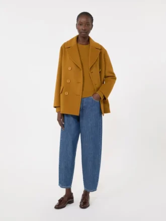 Camisola de lã e caxemira com detalhes em remendos, cor mostarda