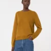 Camisola de lã e caxemira com detalhes em remendos, cor mostarda Camisola de lã e caxemira com detalhes em remendos, cor mostarda