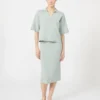 Vestido justo em fio de viscose elástica, verde salva Vestido justo em fio de viscose elástica, verde salva
