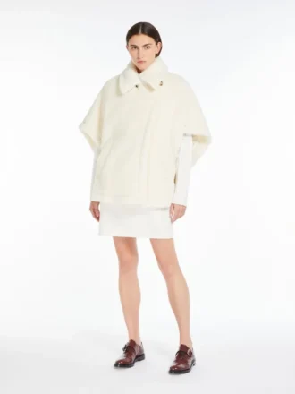 Capa em tecido de alpaca e lã teddy, branco óptico