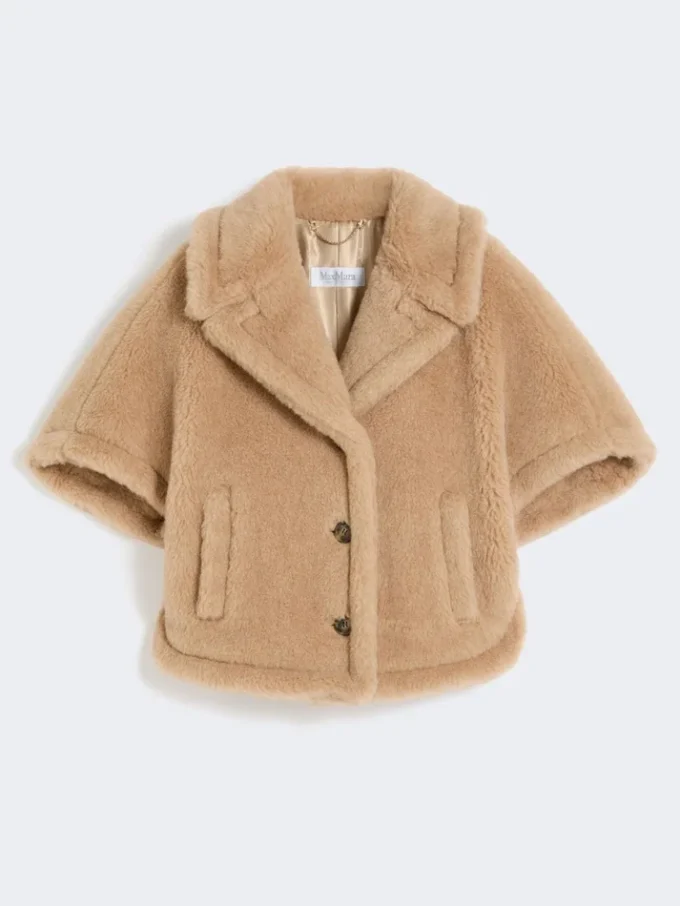 Capa em tecido teddy de alpaca e caxemira com corte quadrado, bege Capa em tecido teddy de alpaca e caxemira com corte quadrado, bege