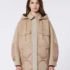 Casaco acolchoado em lã e nylon reversível, cor camelo Casaco acolchoado em lã e nylon reversível, cor camelo