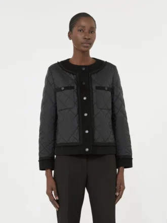Casaco curto acolchoado em lona repelente à água, preto