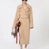 Casaco curto de Pure Wool, cor caramelo Casaco curto de Pure Wool, cor caramelo
