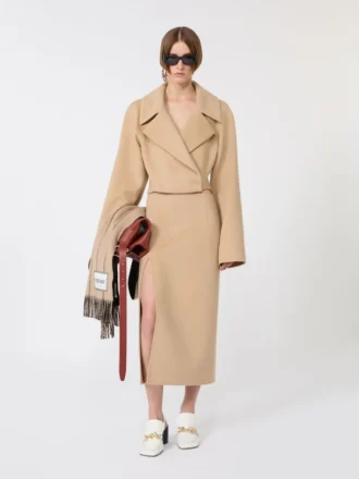 Casaco curto de Pure Wool, cor caramelo