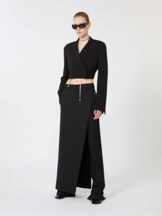 Casaco curto em jersey, preto