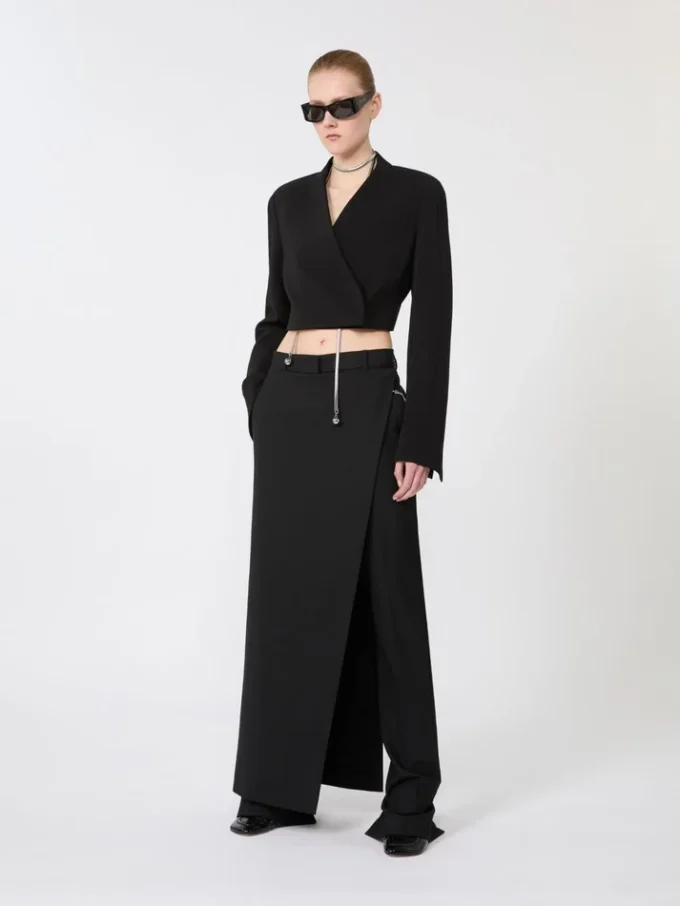 Casaco curto em jersey, preto Casaco curto em jersey, preto